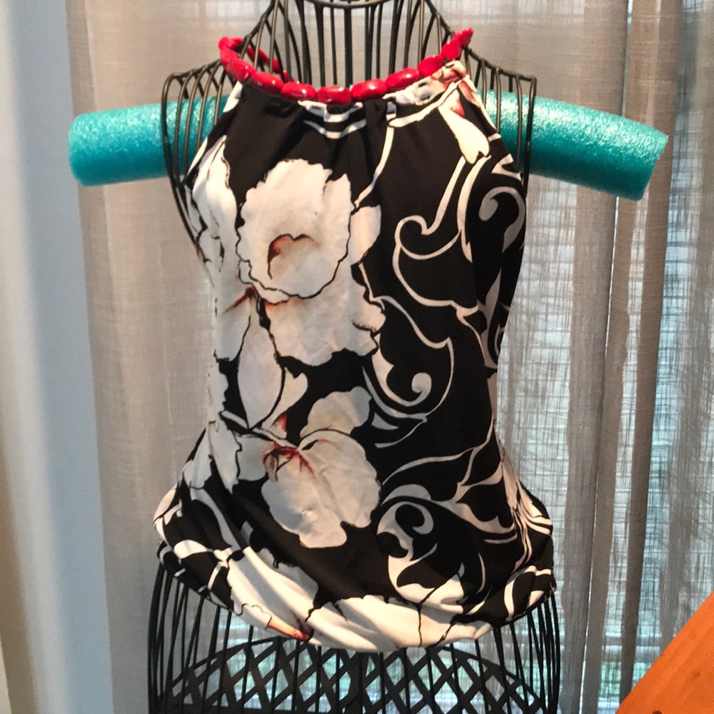 White House Black Market Blouse